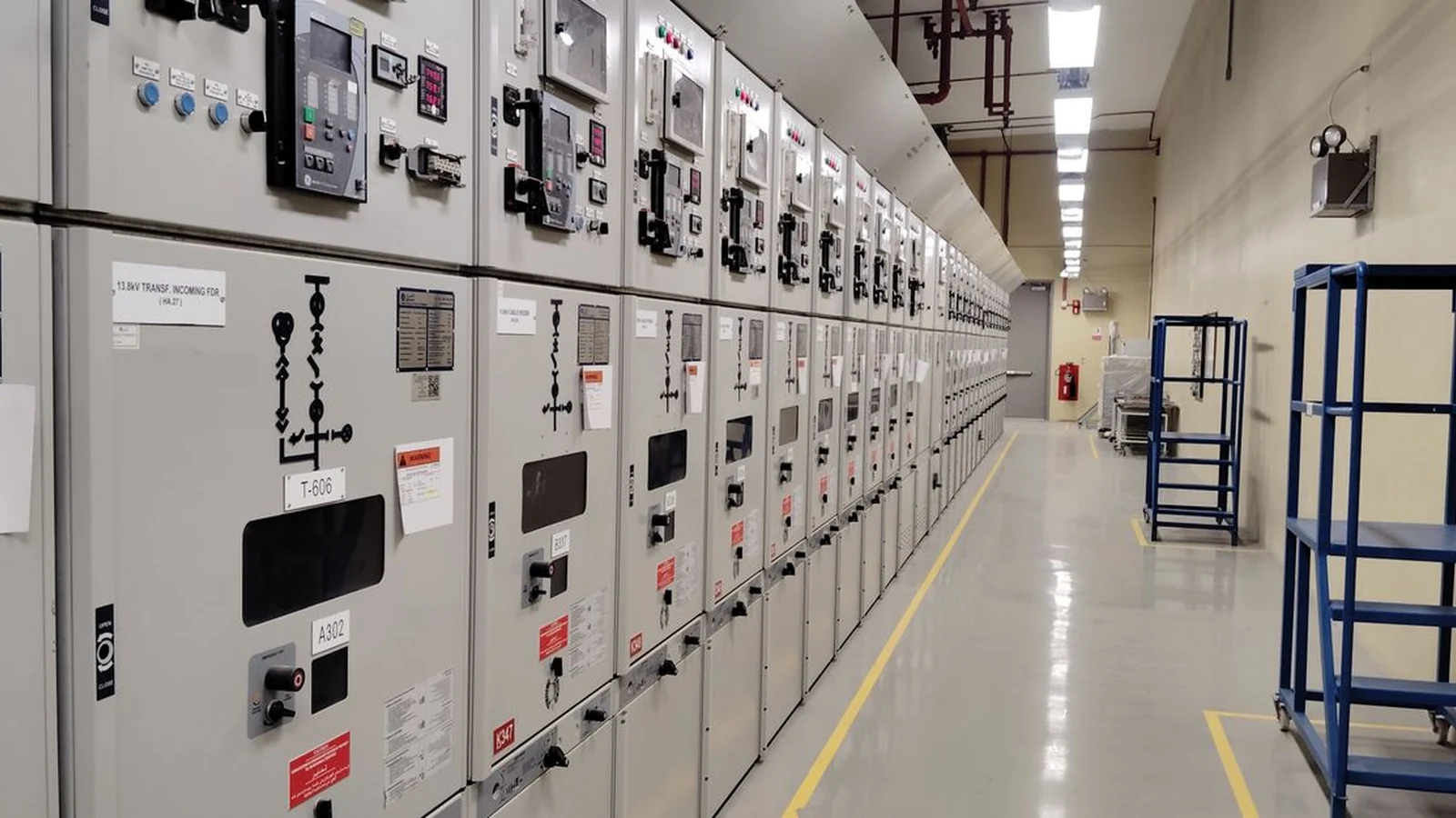 Low-voltage switchboard from an Eaton panel builder in Saudi Arabia with Eaton NZM breakers